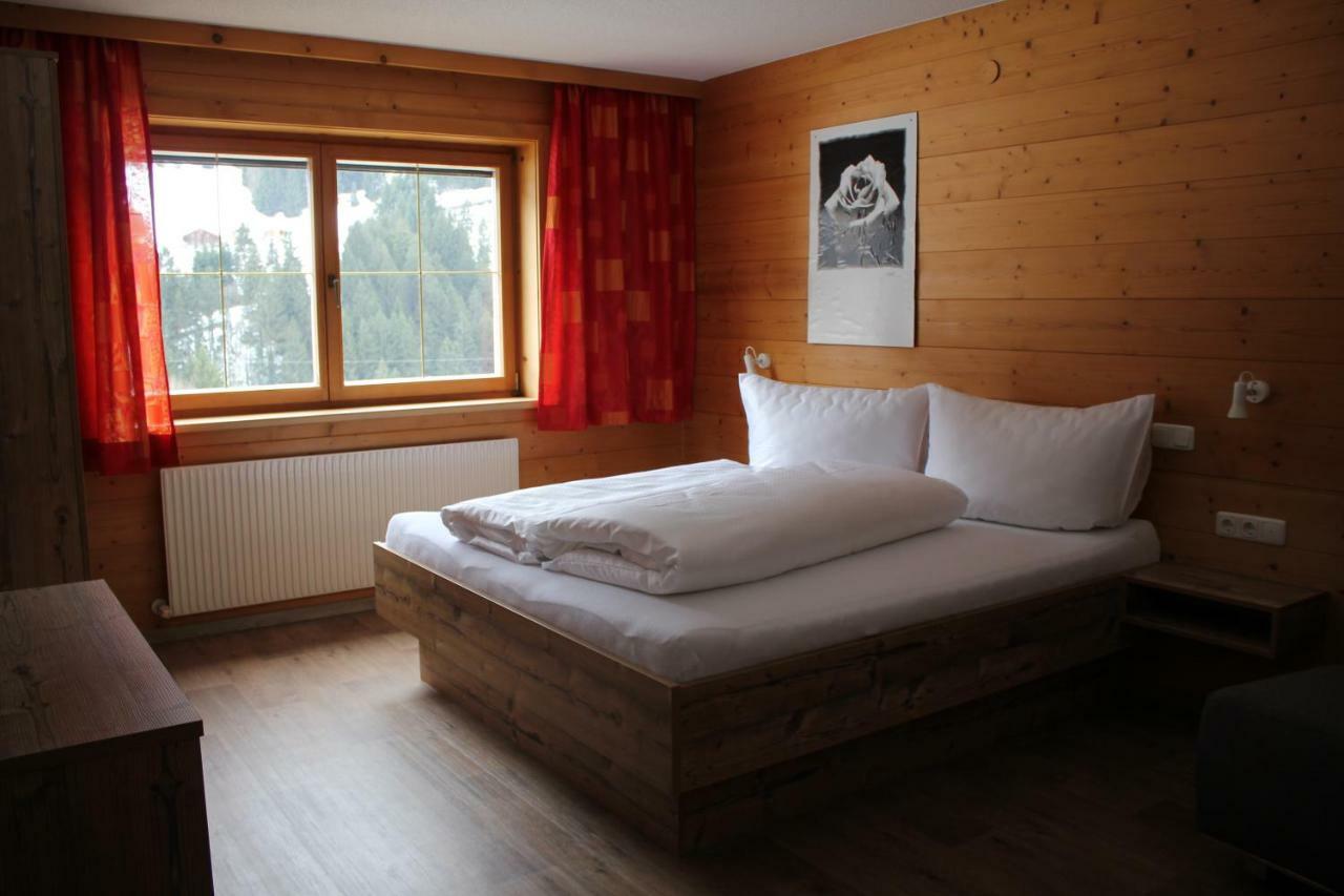 Haus Netzer Irma Apartment Sankt Gallenkirch Luaran gambar